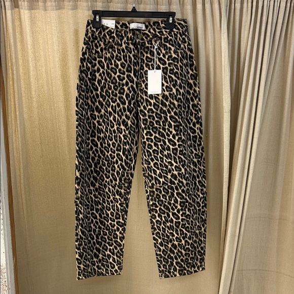 Leopard Print Barrel Leg Jeans - Vervet - Picture 1 of 5